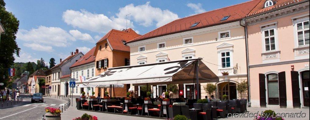 Hotel Livadic Самобор Экстерьер фото
